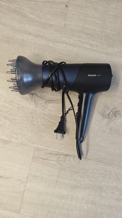 Suszarka do włosów PHILIPS BHD510