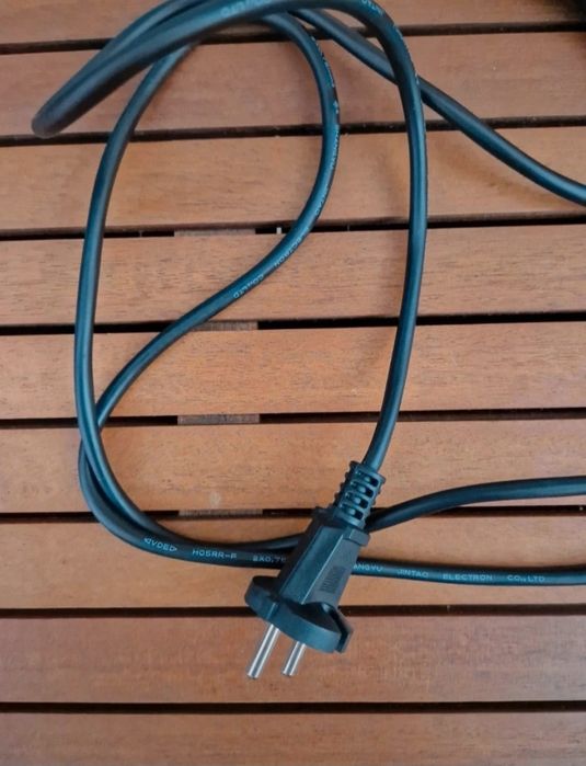 Escova alisadora nova