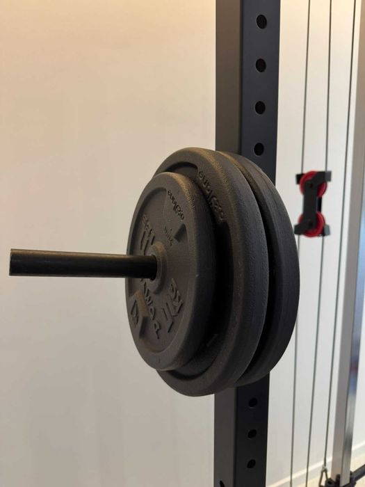 Kit Completo Home Gym: Rack 900 + 2 Bancos + Barras e Discos (~92kg)