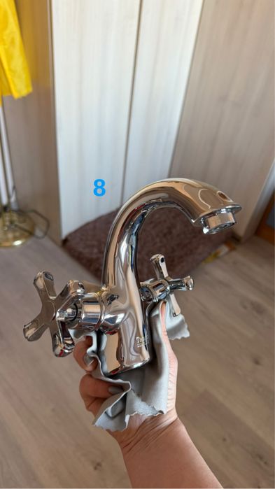 Смеситель для ванны, кухни. змішувач для ванни, кухні