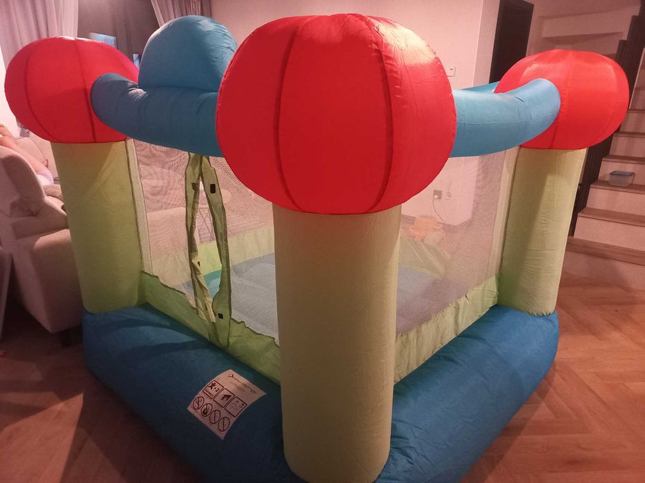 Zamek dmuchany dla dzieci