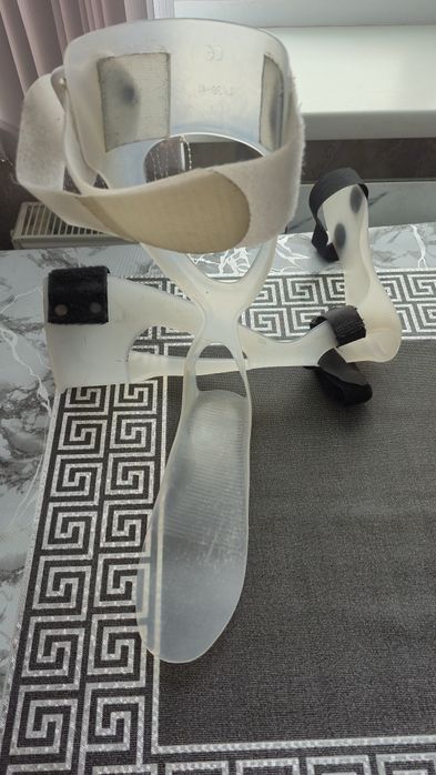 Ортез при падаючій стопі