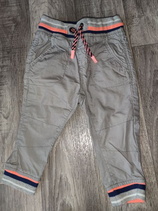 Spodnie chłopięce rozm. 74