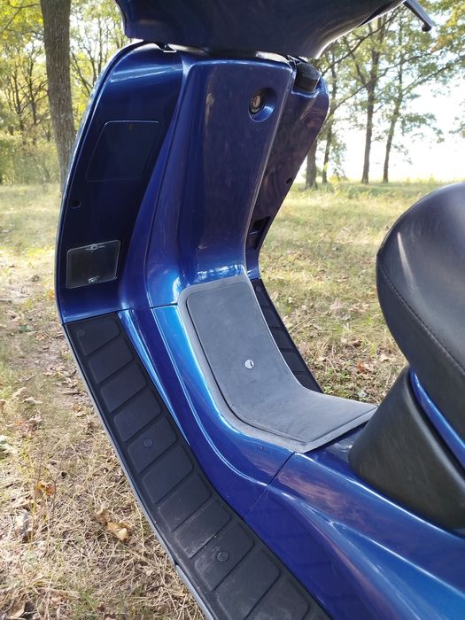 Мопед скутер Піаджио гексагон