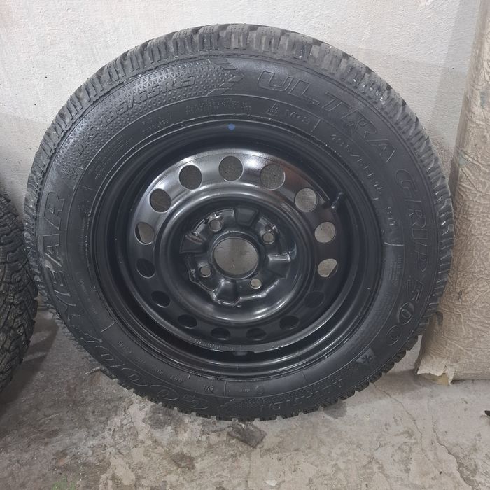 Колеса в зборе Зимняя резина шипGoodyear UltraGrip 500
 
Подробнее на: