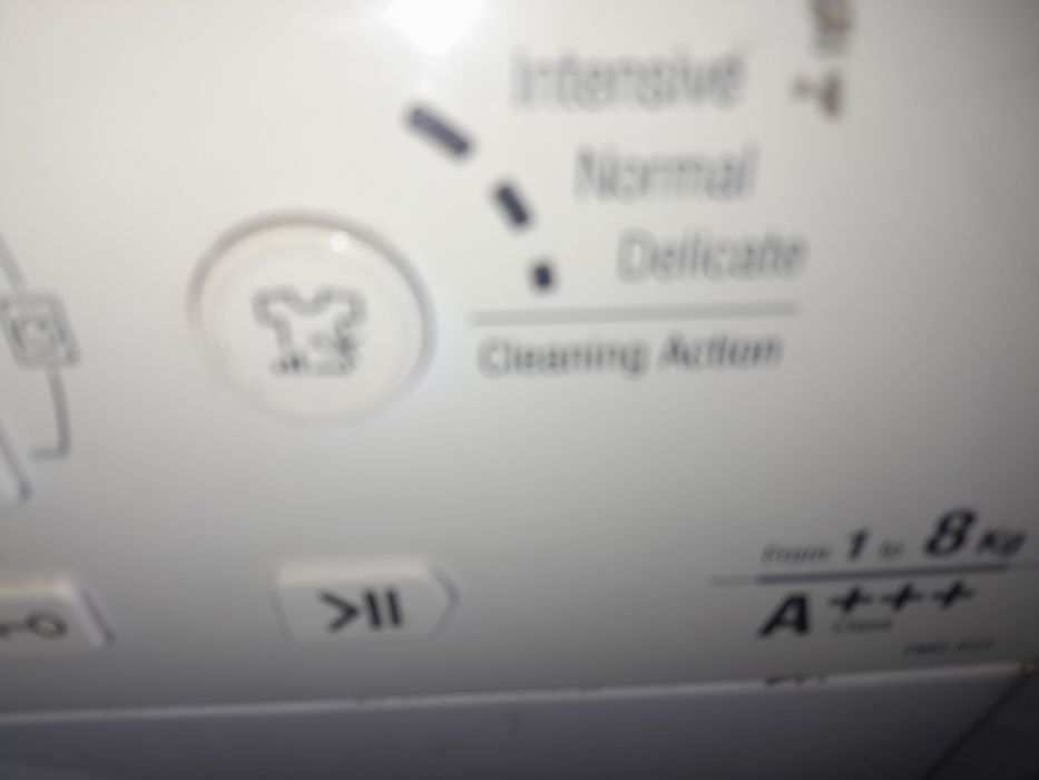 Maq.HOOVER 8 KGS  p/ pecas 20€