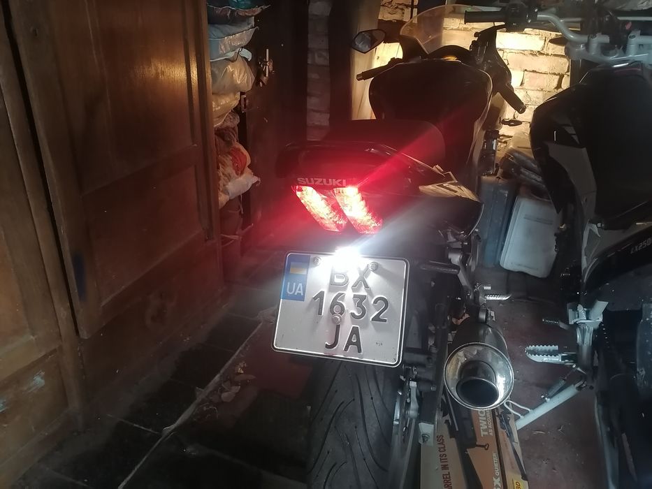 Продам спорт байк Suzuki sv 650s