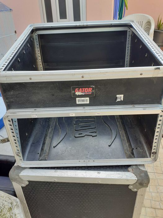 Rack for Table and Amplifier64750638962433120