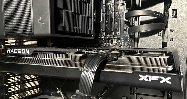 Відеокарта XFX Radeon RX 7800 XT 16GB DDR6 Speedster QUICK 319