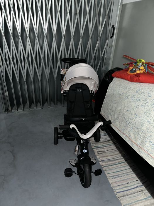 Triciclo evolutivo Kinderkraft dobrável e desmontável