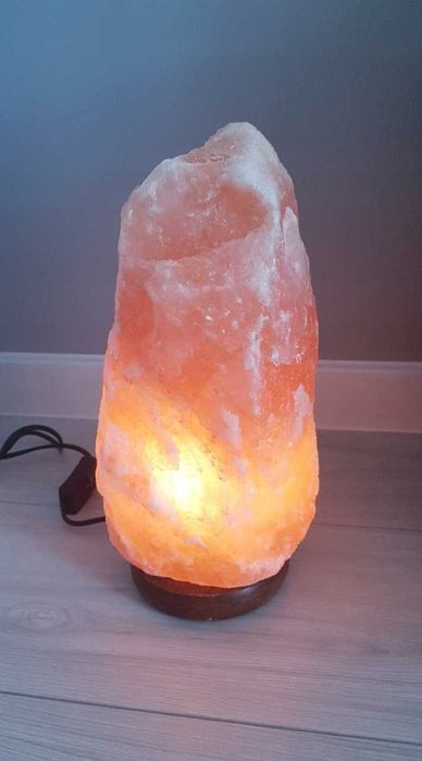 Lampa solna 5-7 kg lampka nocna sol himalajska jonizator na biurko