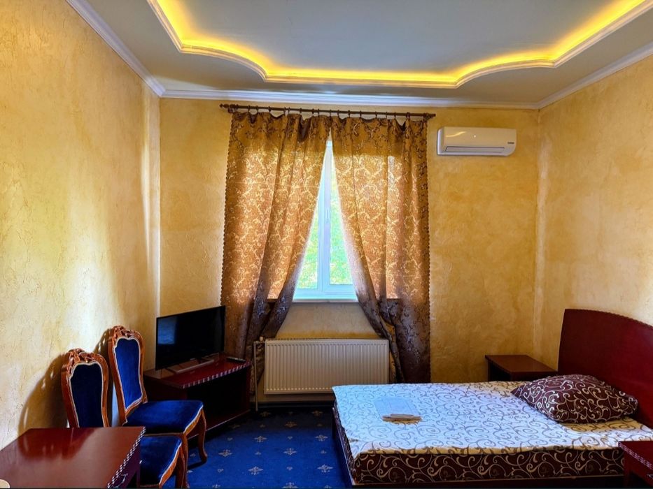 КИЇВ на Стеценка/Продається Ресторенно-Готельний Комплекс-1830м2