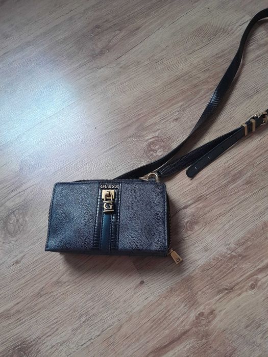 Guess torebka mala na telefon klucze