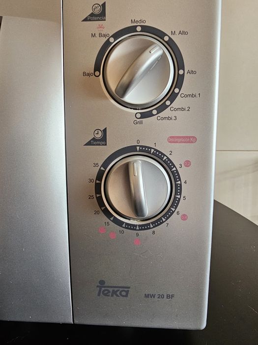 Teka MW 20 BF SILVER c/Grill