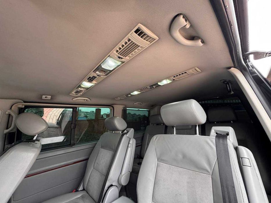 Volkswagen Multivan 2011 2.5TDi 4WD