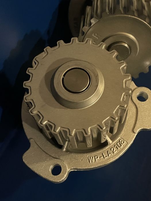 Помпа ВАЗ 2108-09, 2110-12