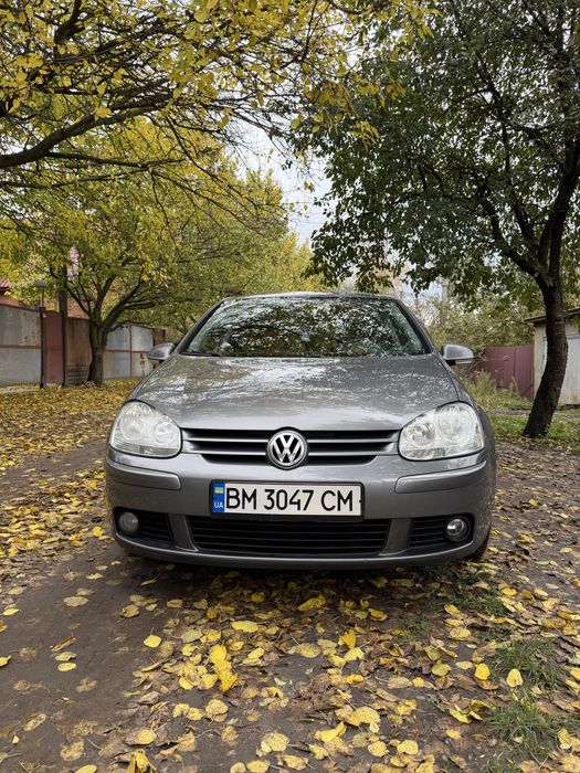 Volkswagen Golf V