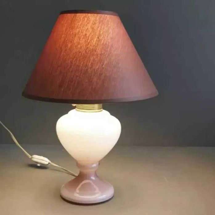 Candeeiro com base em vidro e eletrificação nova