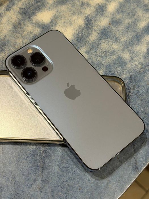 Айфон 13 pro продам