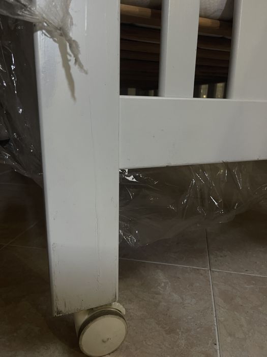 Berço bebé da Trama + colchão