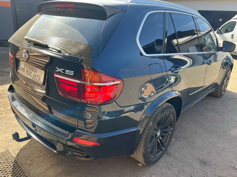 М Обвес Рестайл БМВ Х5 Е70 Передний М бампер BMW X5 E70 задний обвіс