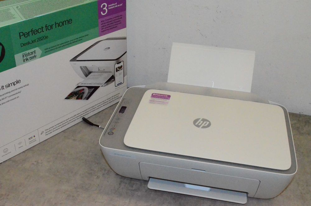 Drukarka wielofunkcyjna HP DeskJet 2820e  skaner HP Smart
