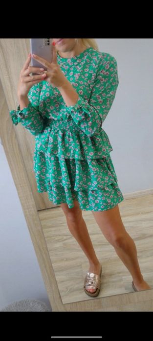 Sukienka kwiaty kwiatuszki H&m M/L