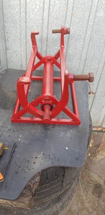 Stary uchwyt do belka