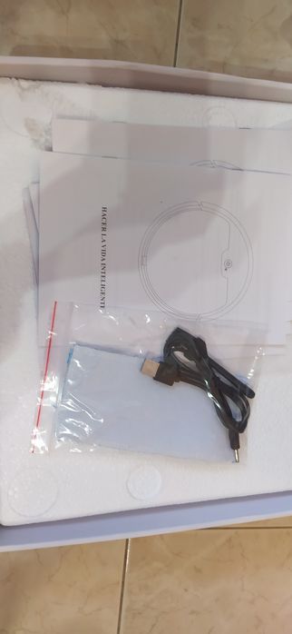 Aspirador robot vacuum