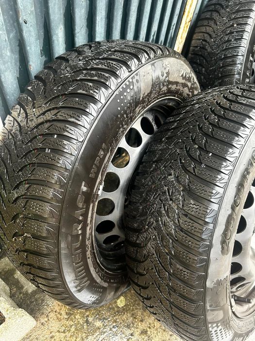 Pneus de inverno com jantes ferro Kumho