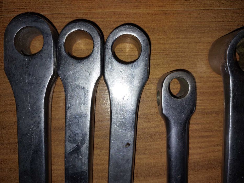 Лапа шатуна под квадрат-клин