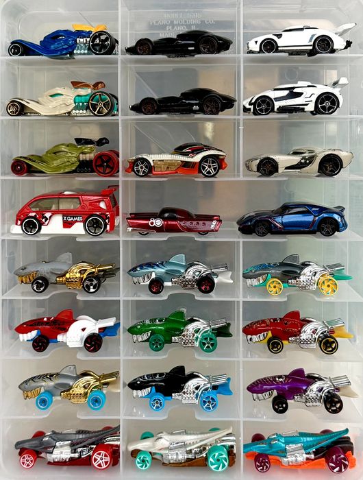 Машинки Hot Wheels з мультиків, ігор та фільмів