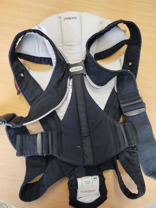 BabyBjorn nosidełko turystyczne czarne 3,5-12 kg  8ibs-26 ibs