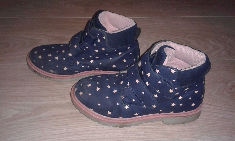 Buty 32 dziewczęce za kostkę na rzepy granatowe w gwiazdki wkł 20,5
