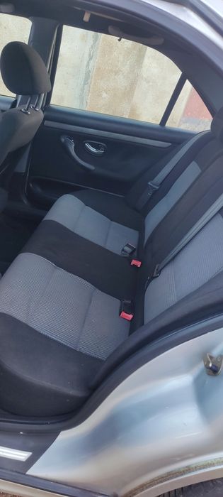 Peugeot 406 HDI 2.0 executive 109cv de 04/2004