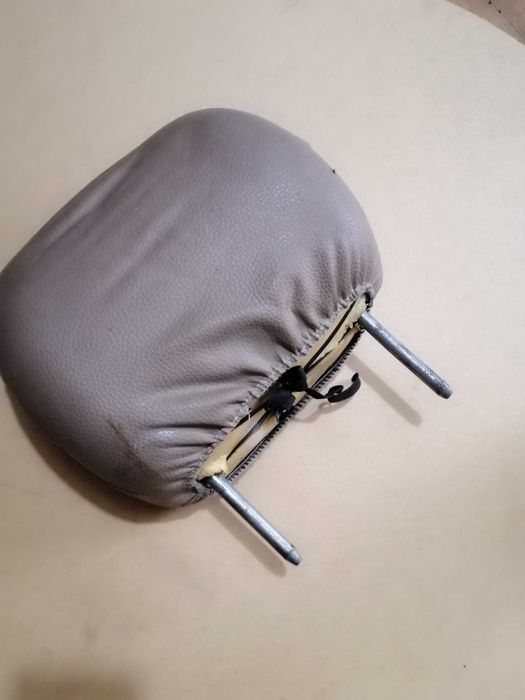 Подголовник переднего сидения заднего део ланос сенс бу 1шт: 80 грн ...