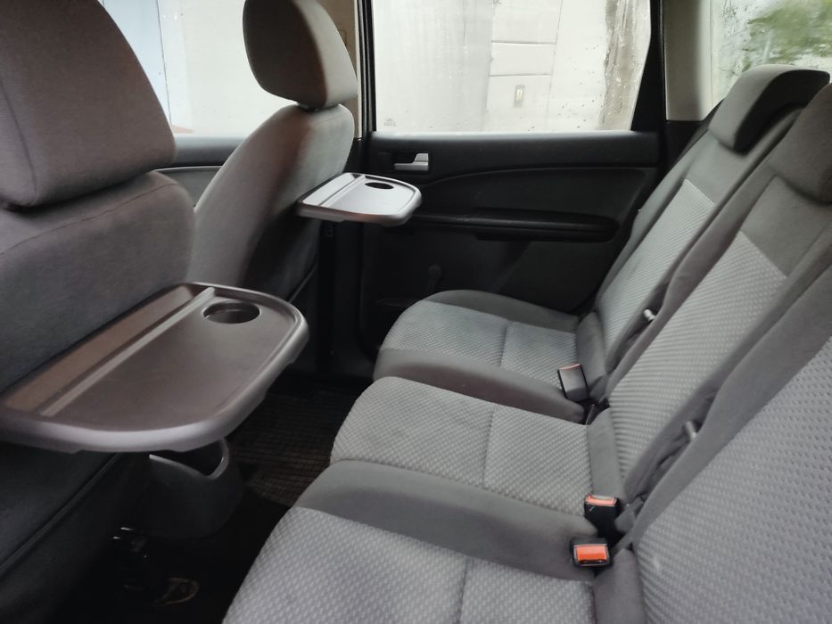 Ford C-Max rodzinny i oszczędny w BDB stanie