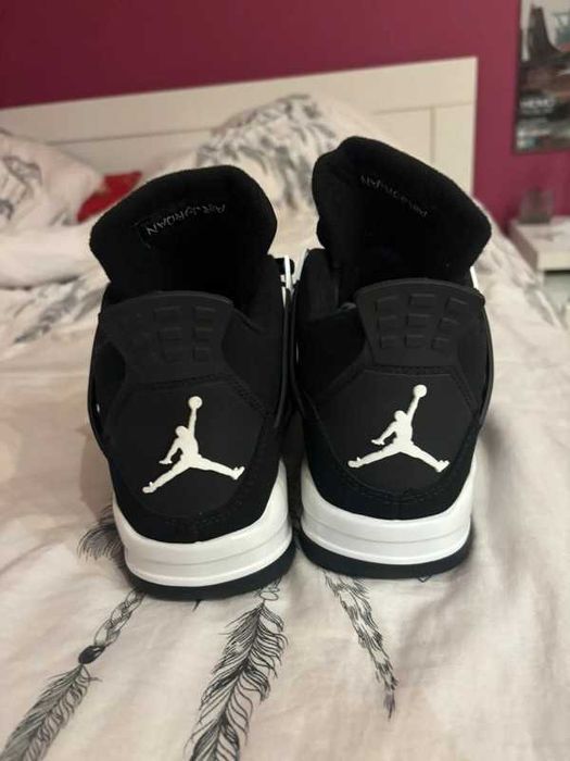 Jordan 4 Retro White Thunder R.38