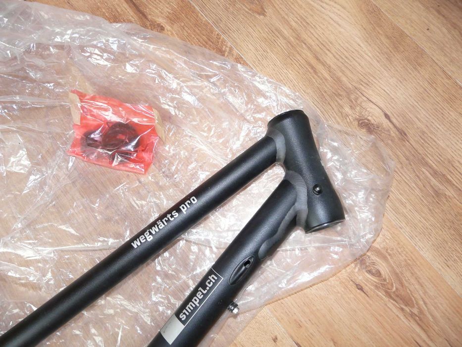 Rama Cross Simple Pro stery ,hak zacisk gwarancja Rozm 160-172 cm