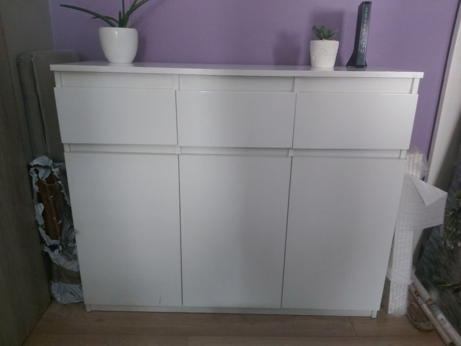 Biała komoda 120x40 prostota styl