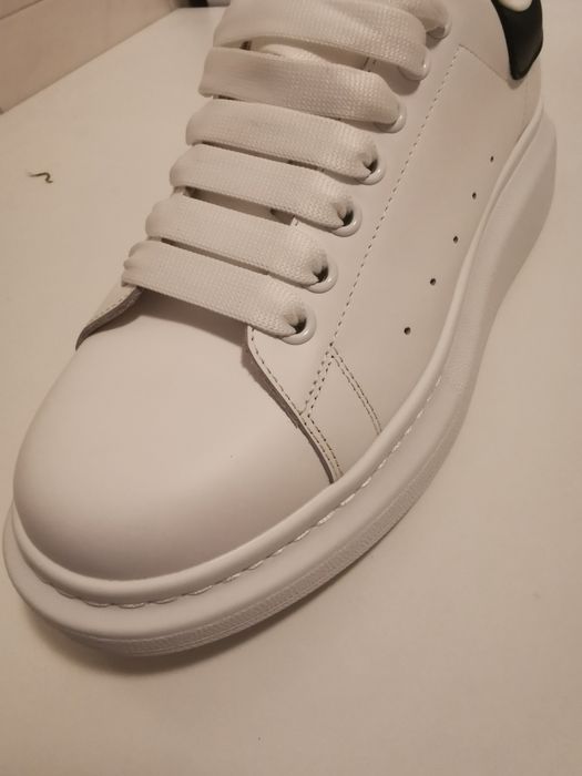Alexander Mcqueen