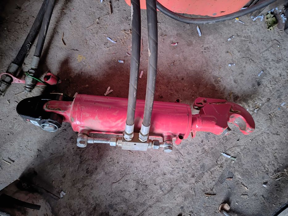 Łącznik hydrauliczny