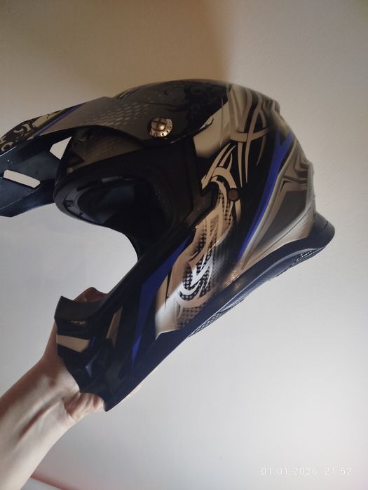 Мото шолом б/у у непоганому стані