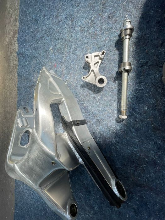 Braço oscilante para Honda VTR SP 2.