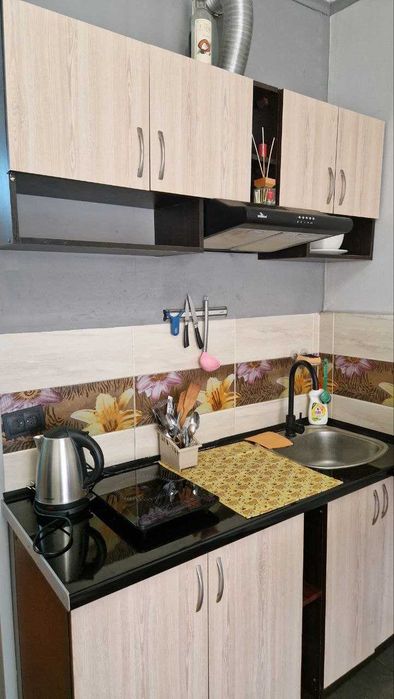 Сдам гостинку возле метро Метростроителей/Спортивная 4000