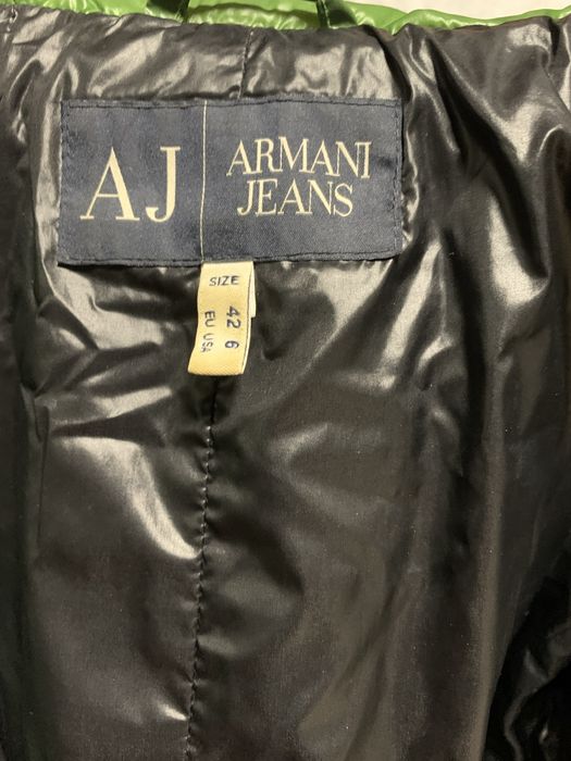 Продам куртку деісезон Armani