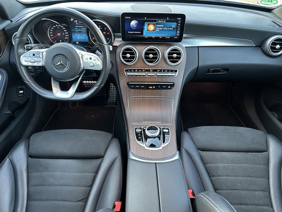 Mercedes-Benz C 300 — fotografia 8