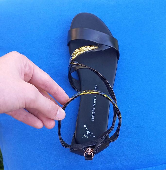 Босоніжки жіночі Giuseppe Zanotti