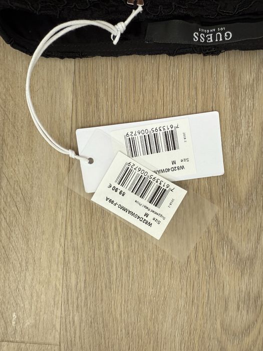 Spodnica Guess rozmiar M