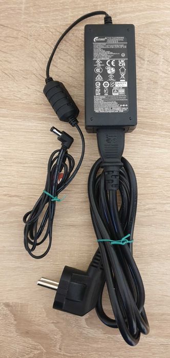 Різні блоки живлення для Ноутбуків